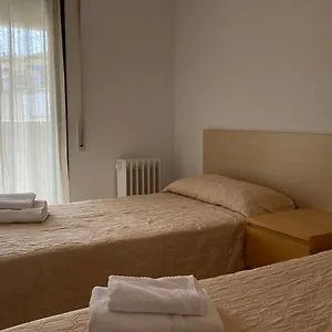 residencia-universitaria-pare-claret.topcostabravahotels.com/